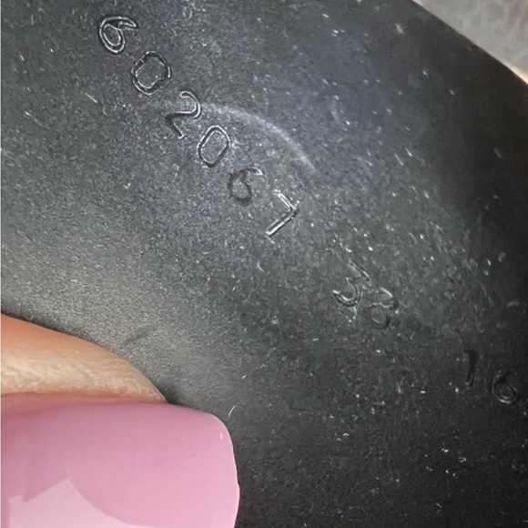 Gucci Black GG Matalasse Marmont Logo Slide Sandals Sz 38 - Picture 4 of 4